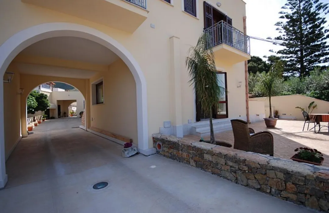 Trigrana Vacanze Hotel-1